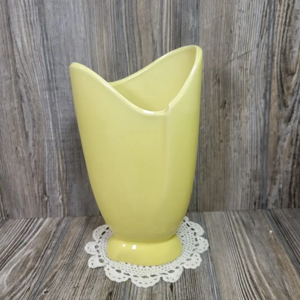 Vintage Cameron Keynote Yellow Vase MCM Asymmetrical Art Pottery 608-10